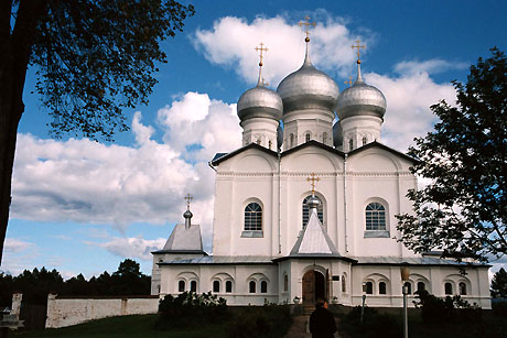 Валдай. Иеверский монастырь.